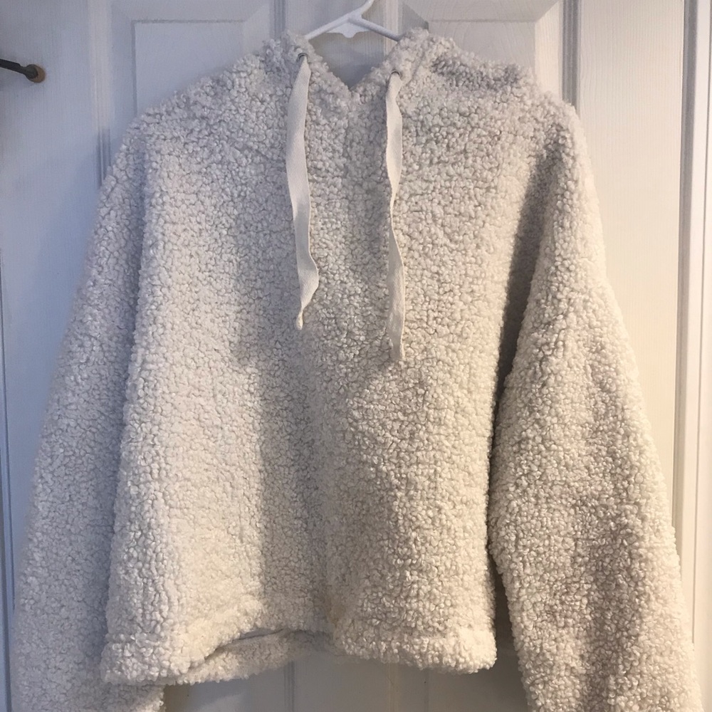Forever 21 White Fluffy Hoodie